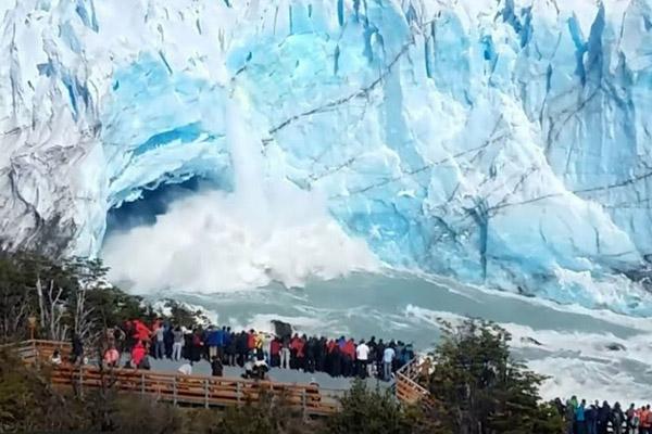 Tượng Đại Phật từng bị phá hủy xuất hiện sau 20 năm-1