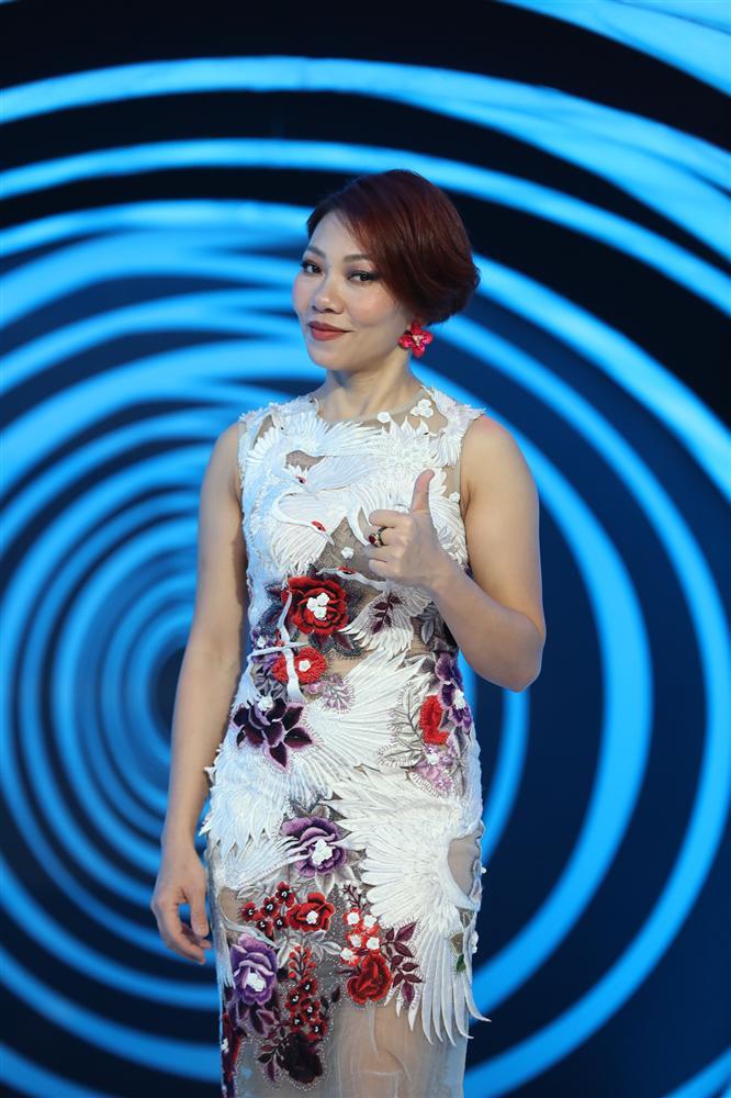 Diva Hà Trần từng buồn bố Trần Tiến vì không viết lời bát hát cho mình-1