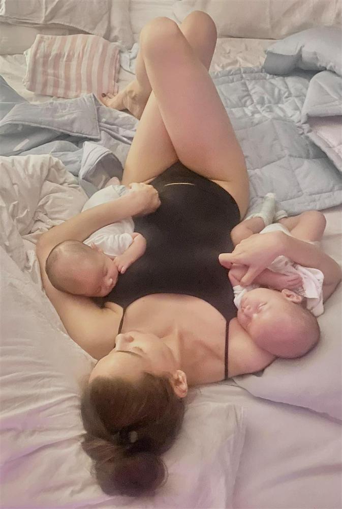 Ảnh Kim Lý cõng Hà Hồ: Dân mạng hết hồn vì nữ chính như không mặc áo-8