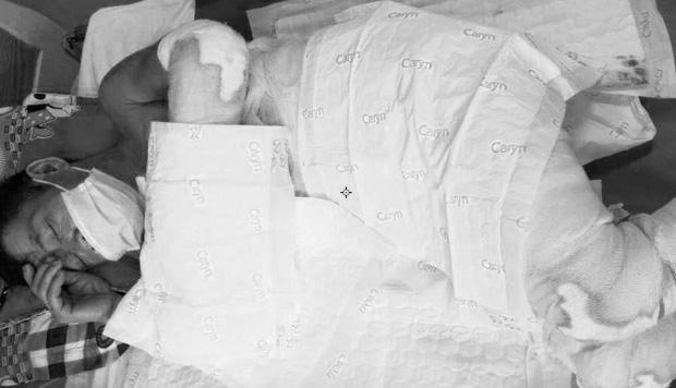 Lạng Sơn: Nghịch tử say rượu, đổ dầu hỏa lên người bố đẻ thiêu sống-1