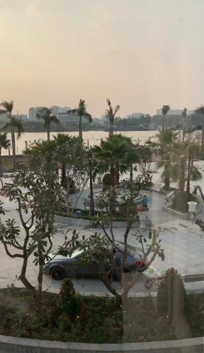 Lan Khuê để lộ biệt thự khủng view sông gây choáng ngợp-17