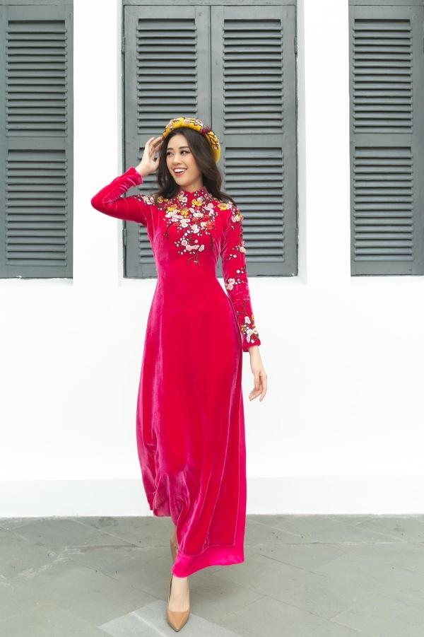 4 phụ kiện diện cùng áo dài Tết giúp nàng tỏa sáng như Ngọc Trinh - Thiều Bảo Trâm-4