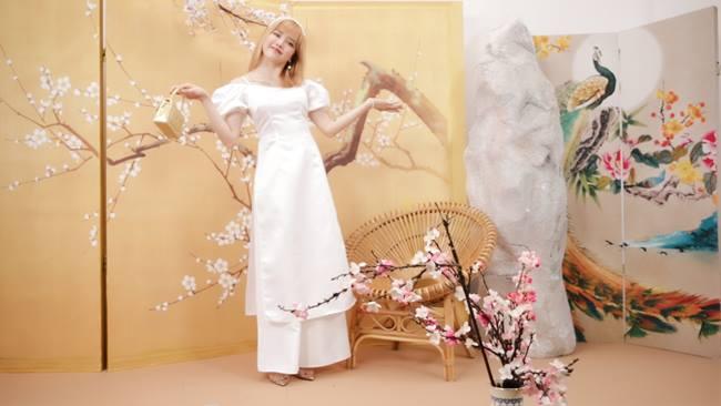 4 phụ kiện diện cùng áo dài Tết giúp nàng tỏa sáng như Ngọc Trinh - Thiều Bảo Trâm-8