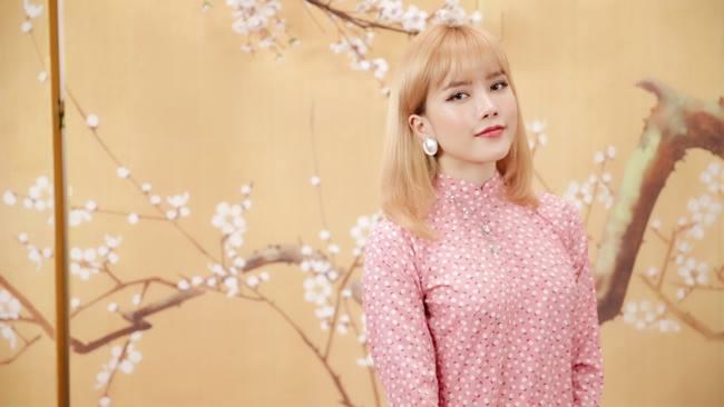 4 phụ kiện diện cùng áo dài Tết giúp nàng tỏa sáng như Ngọc Trinh - Thiều Bảo Trâm-14