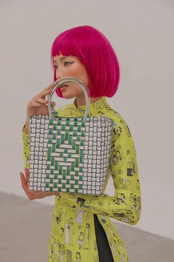 Muôn kiểu phụ kiện mix cùng áo dài Tết được sao Việt lăng xê nhiệt tình-1