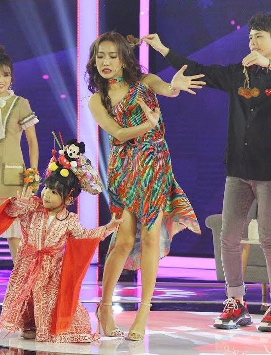 Diệu Nhi đẹp không kém cạnh khi đụng hàng nàng thơ Thủy Tiên-12