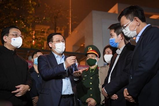 Bí thư Hà Nội: Có thể thực hiện giãn cách cục bộ theo Chỉ thị 15