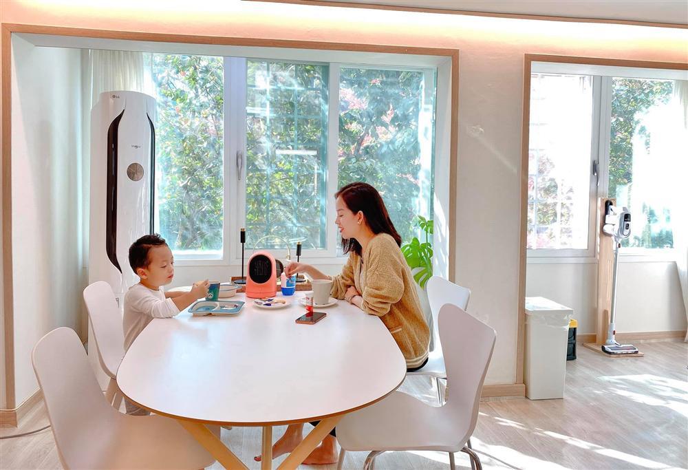 Ly Kute khoe nét chữ nguệch ngoạc của con trai 5 tuổi-4