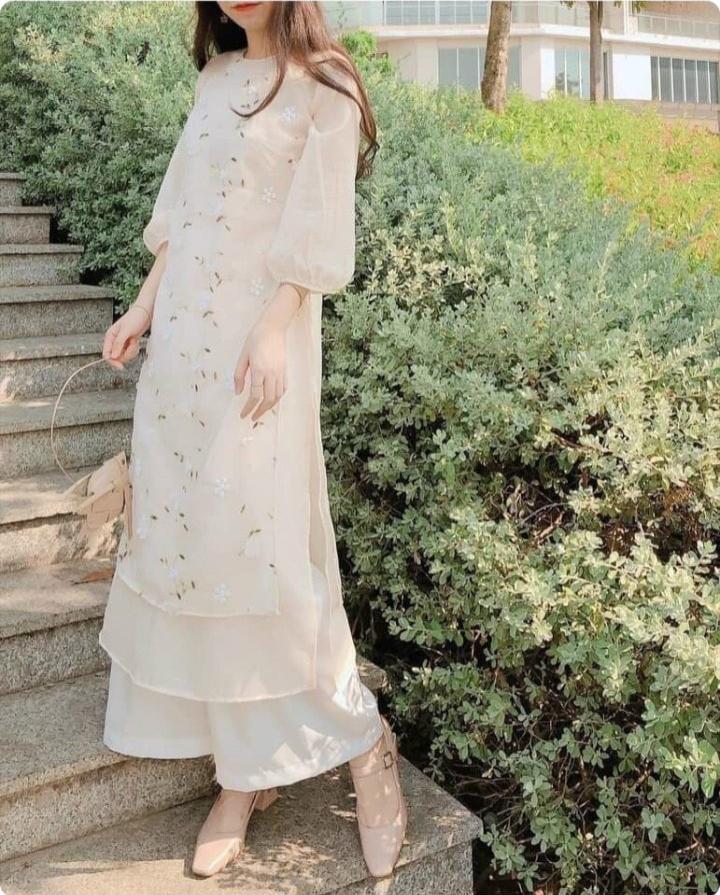 Mua áo dài diện Tết giá 310 nghìn, cô gái nhận kết đắng còn bị chủ shop chê ngược-1