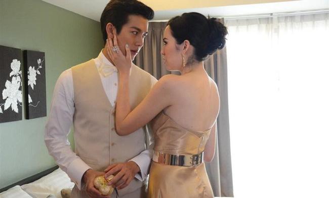 Điếng người với chiêu trò thưởng Tết chồng trưởng phòng dành cho thư kí riêng-1