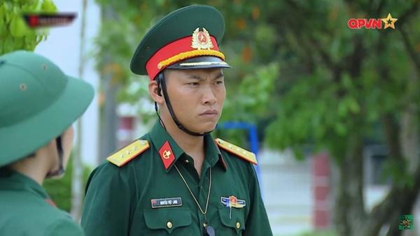 Khánh Vân bóc mẽ body đòn bánh tét của Mũi trưởng Long trong Sao Nhập Ngũ-2