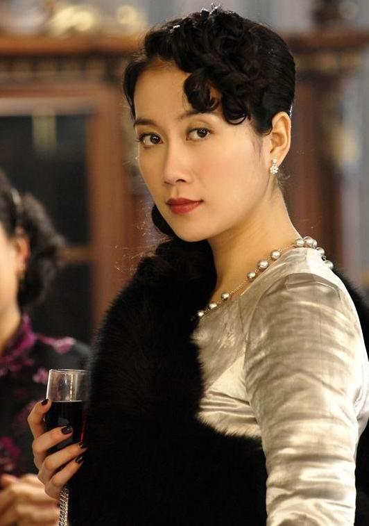 Nữ hoàng phim dở mất 15 năm mới mua nổi nhà, 44 tuổi vẫn lẻ bóng-3