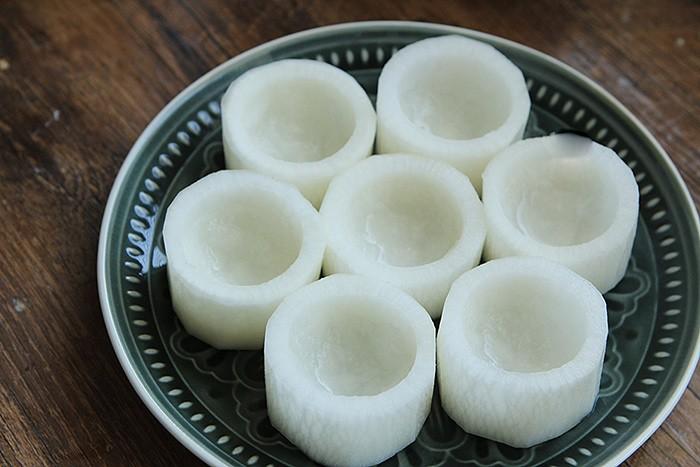 Vẫn là thịt và củ cải nhưng không kho nữa, đem nhồi thế này lại được món mới ngày Tết-5