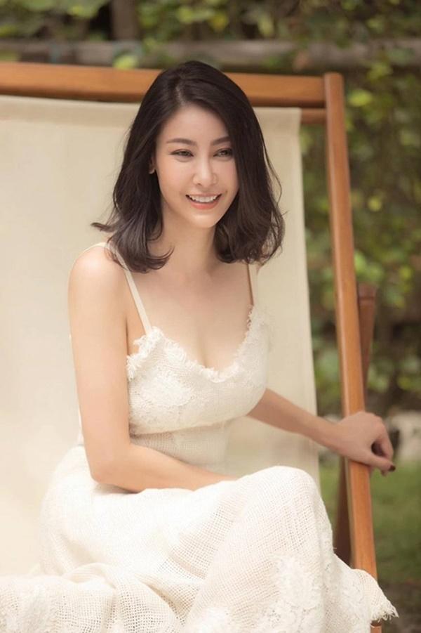 Hoa hậu Việt đóng cảnh nóng: người bị chê rẻ tiền, người được khen nghệ thuật-5