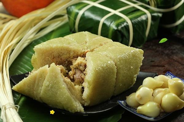 Mẹo soi bánh chưng luộc bằng pin bán nhan nhản ngoài chợ, Tết này khỏi lo mua phải đồ bẩn-4