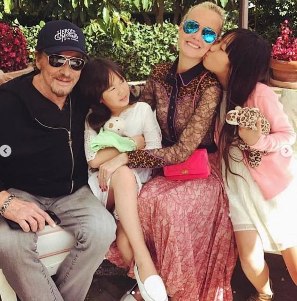 Màn lột xác đỉnh cao của bé gái Phú Thọ được danh ca Pháp nhận nuôi 17 năm trước-3