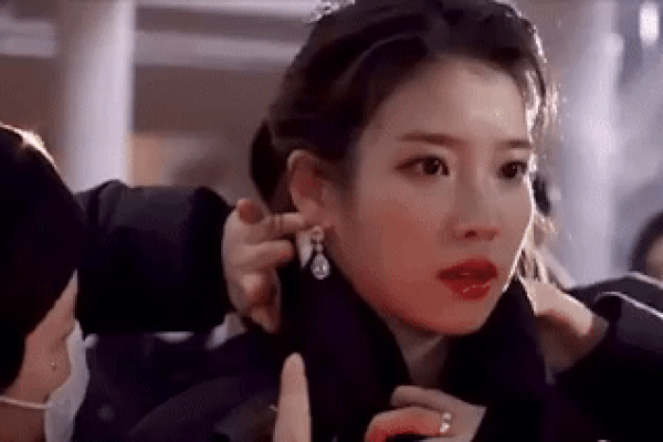 Album LILAC của IU chứa đựng nhiều giá trị không thể mua bằng tiền-7