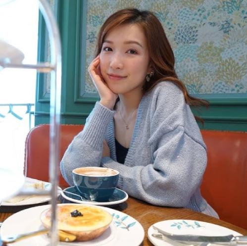 Á hậu Hong Kong bị đồn có bầu với tỷ phú 3 con-1