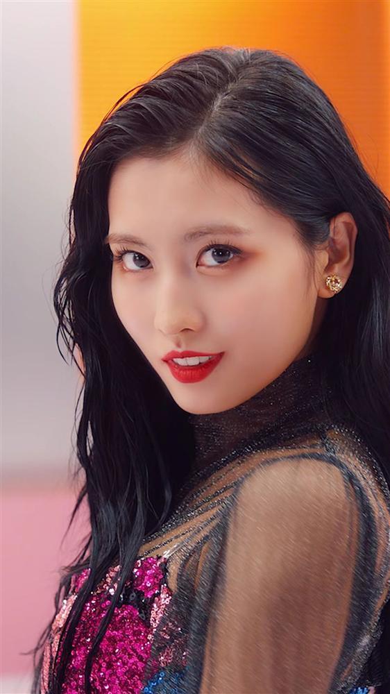 Dân mạng choảng nhau vì tranh cãi Chi Pu có đủ tài năng làm visual đỉnh cao?-5