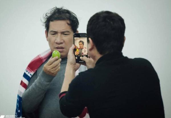 Cận cảnh bữa ăn vội sau hậu trường tập luyện vất vả của các Táo-3