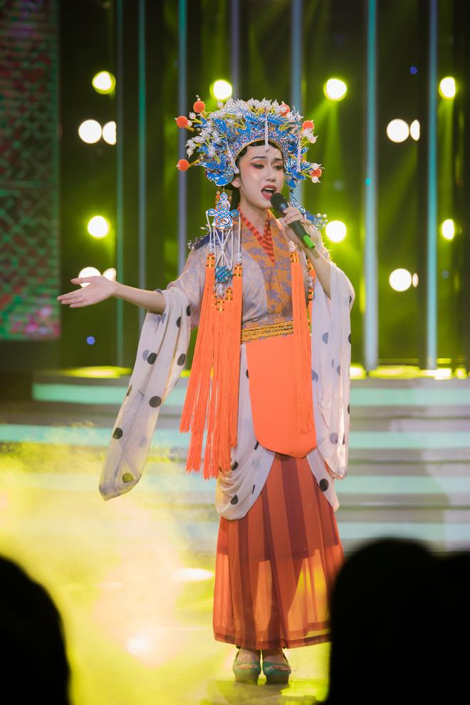 Thảm họa Lynk Lee ở Gương Mặt Thân Quen: Phiên bản lỗi Adele, Hà Hồ gây choáng-11