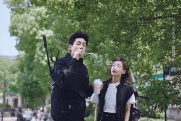 Loạt sao Hoa ngữ một bước lên đời nhờ may mắn thế vai người khác-11