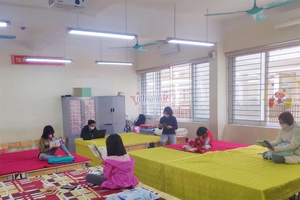 Đổi quy định cách ly, học sinh Xuân Phương có thể về ăn Tết-1