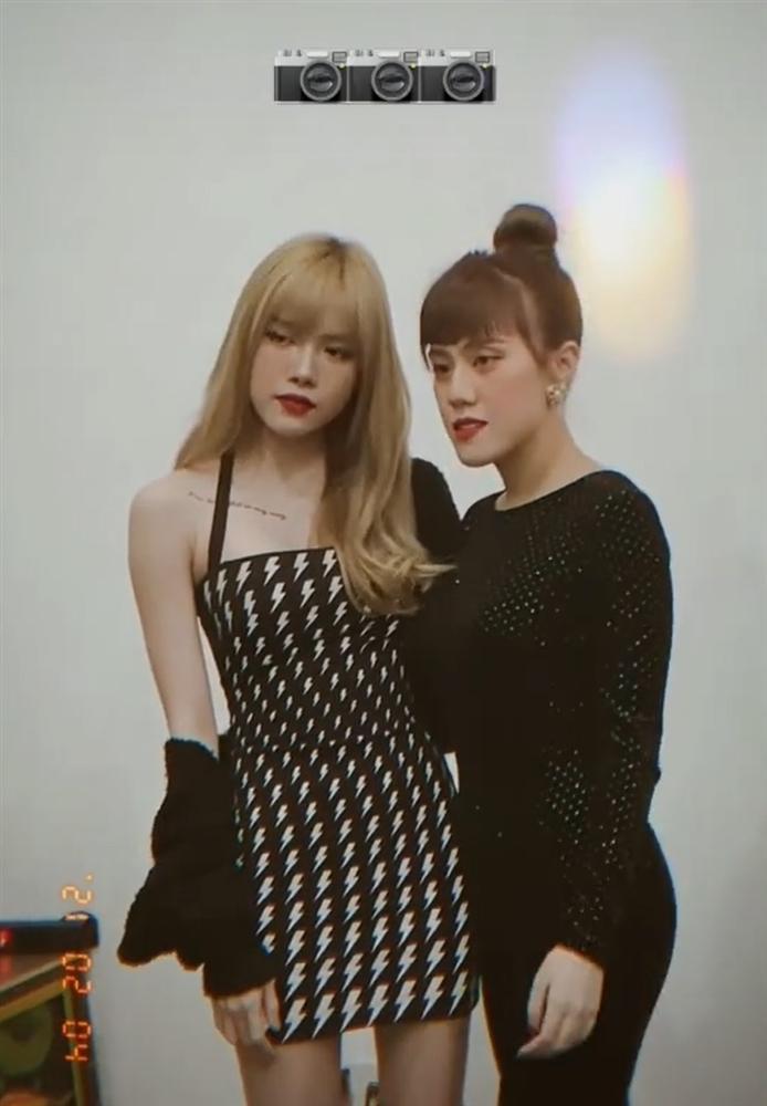 Thiều Bảo Trâm lộ tay chân gầy gò khi đi hát trở lại sau drama trà xanh-2