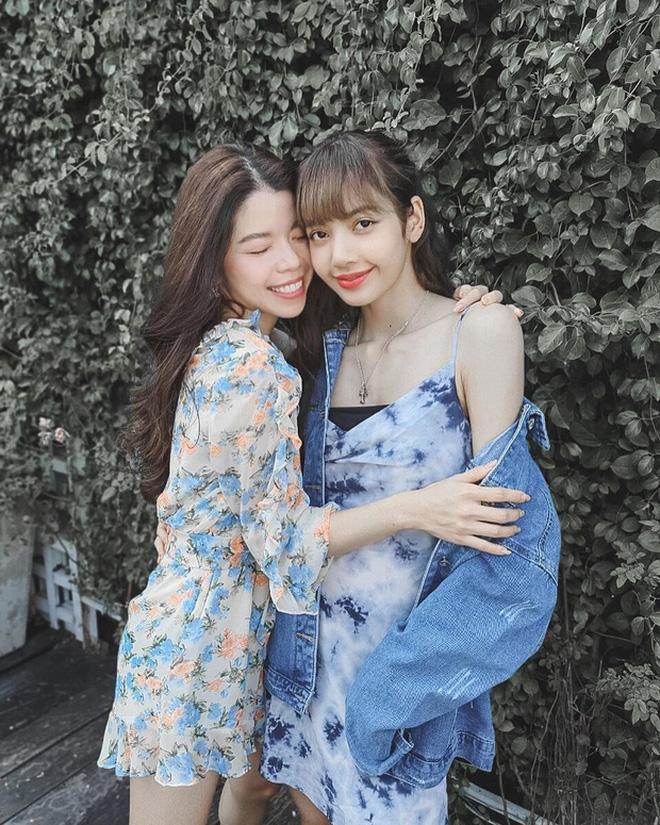 Lisa thu về 7,5 triệu tim chỉ với 2 bức ảnh: Ai còn chê em út BLACKPINK màn hình phẳng?-9