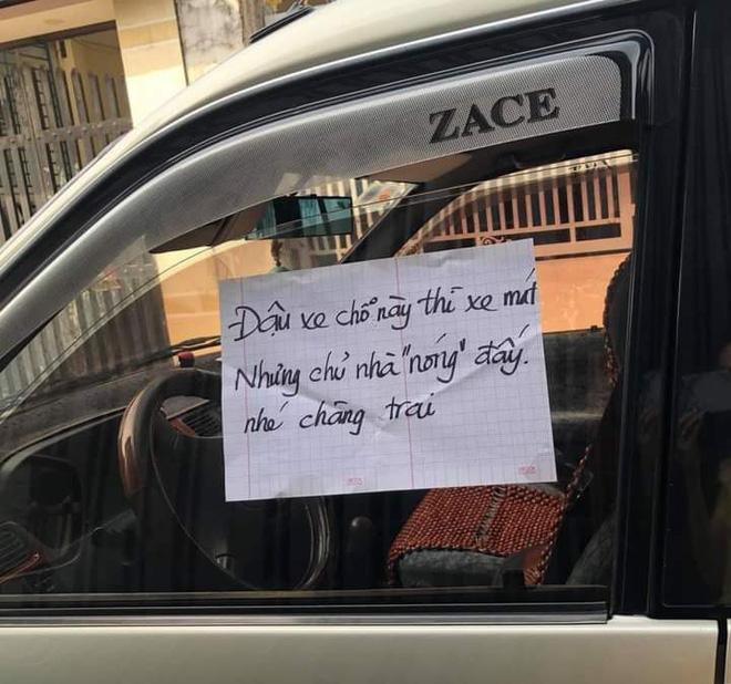 Ô tô đỗ chắn kín cửa, chủ nhà viết tờ giấy dằn mặt nhẹ khiến tài xế đỏ mặt-4