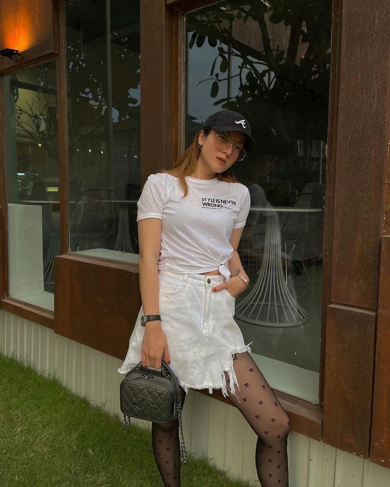 Hoa hậu Đỗ Thị Hà gia nhập mỹ nhân hàng hiệu - Hà Hồ khoe street style đẹp xỉu-11
