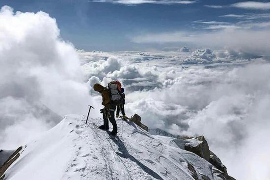 Trải nghiệm leo núi băng ở Trung Quốc