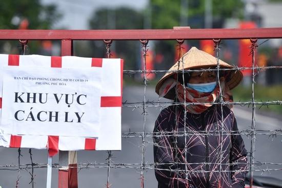 Nhân viên sân bay Tân Sơn Nhất dương tính với SARS-CoV-2