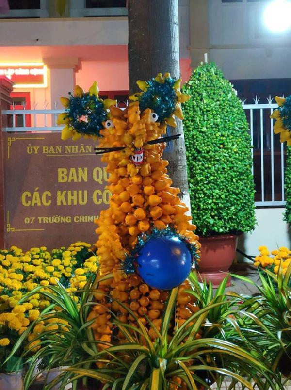 Linh vật chú trâu đón Tết gây sốt: dân mạng bình phẩm chẳng khác nào lợn bị cắm sừng-6