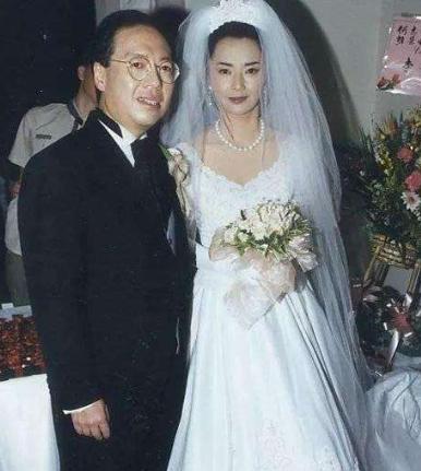 Đả nữ màn ảnh Hong Kong suýt bị huỷ hoại nhan sắc, bán nhà giúp chồng giảm án tù-5