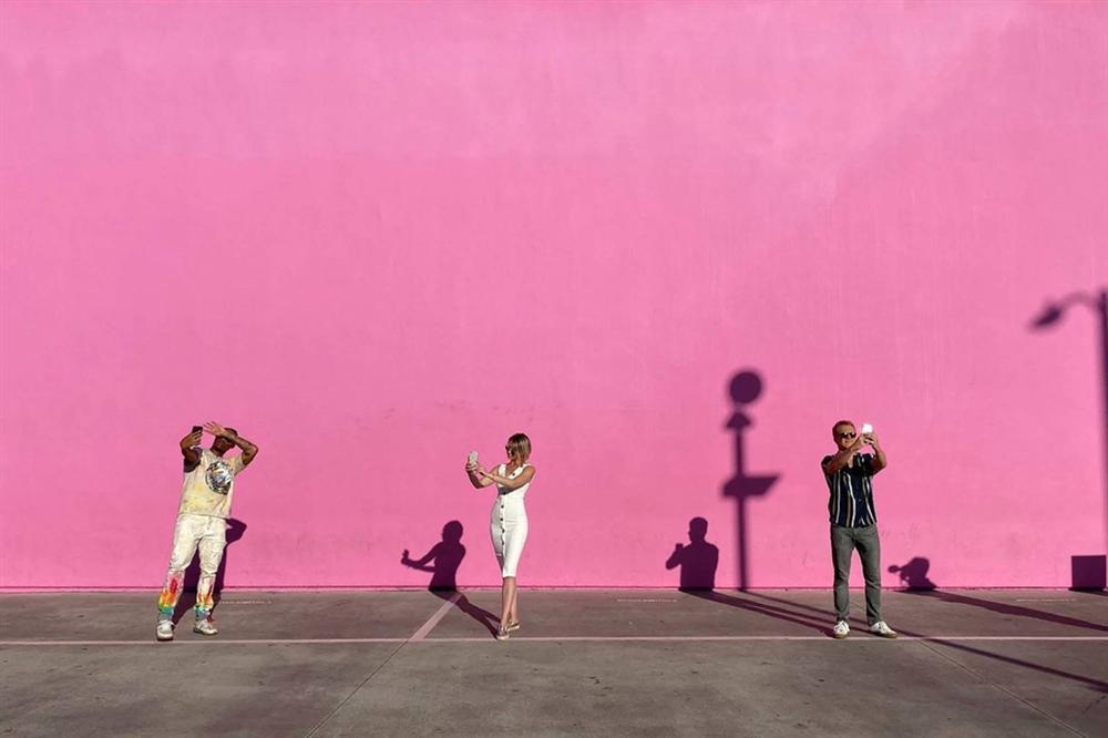 Sự lừa dối đằng sau hình ảnh giàu có của ngôi sao mạng-2