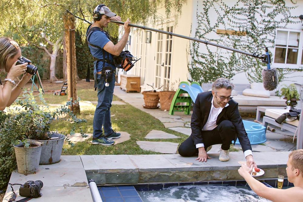 Sự lừa dối đằng sau hình ảnh giàu có của ngôi sao mạng-4