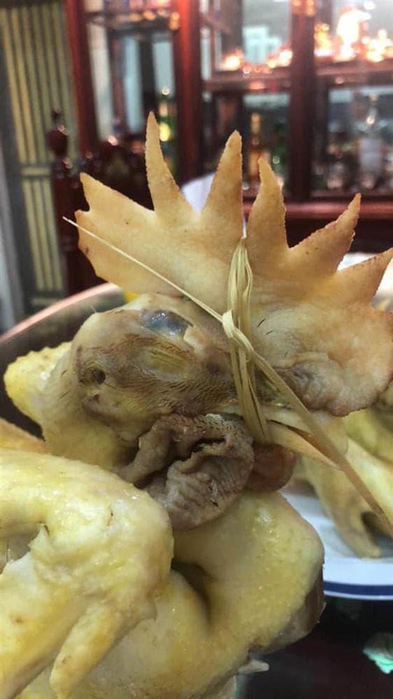 Khoe ảnh mâm gà cúng nguyên thuỷ, cô gái khiến dân tình ngao ngán khi biết lý do giời ơi đất hỡi-7