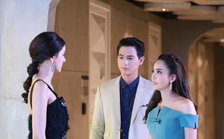 Bắt quả tang chồng mây mưa nhân tình, vợ nói câu bâng quơ khiến 2 người tái mặt-2