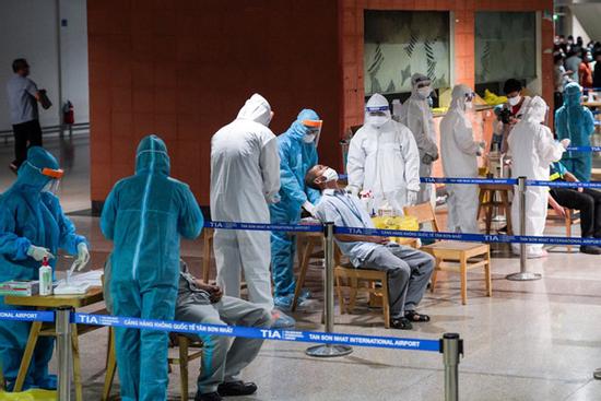 Người dân cần làm gì khi đến sân bay Tân Sơn Nhất?