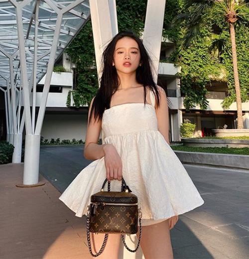 19 tuổi, Linh Ka chi 200 triệu đồng/1 tháng sắm hàng hiệu-6