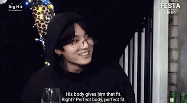 Choáng với cách tạo hình body sexy nghe mà mệt giùm của Jungkook-6