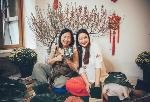 Cũng diện áo dài đón xuân nhưng Phan Như Thảo cách đây 6 năm khác một trời một vực-1