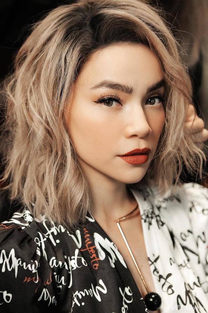 Hồ Ngọc Hà hễ để tóc xoăn là khí chất ngời ngời-10