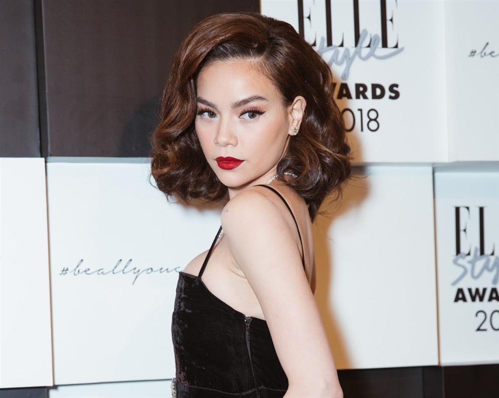 Hồ Ngọc Hà hễ để tóc xoăn là khí chất ngời ngời-11