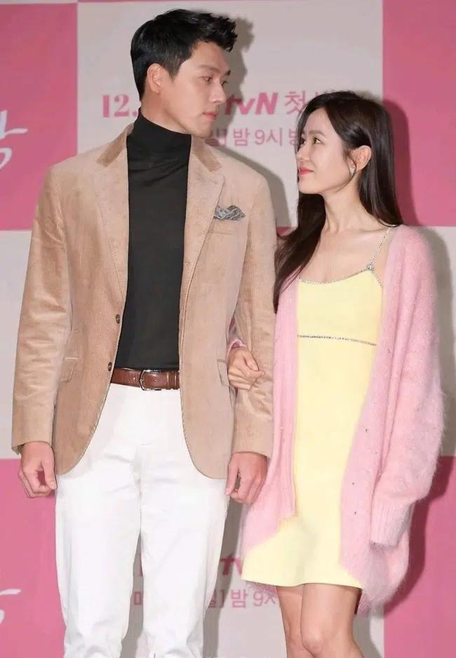 Lộ tín vật tình yêu giữa Hyun Bin và Son Ye Jin, hóa ra là biểu tượng chung thủy?-3