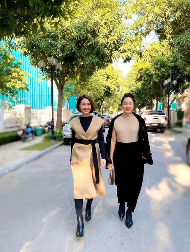 Đã mắt hàng trăm set đồ sang chảnh của Hồng Diễm trong Hướng dương ngược nắng-8