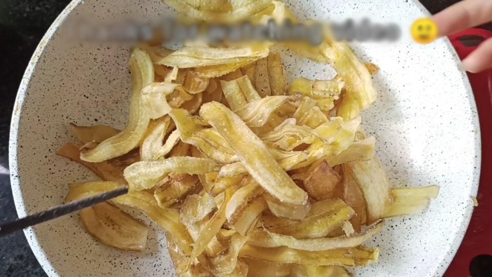 Tận dụng chuối xanh chưa chín, gái đảm có ngay món mứt chuối gừng tiếp khách ngày Tết-6