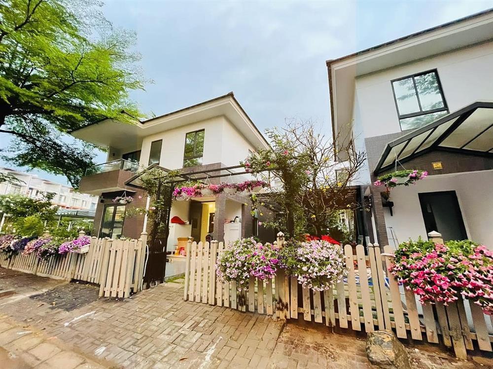 Biệt thự đẹp như mơ ngày Tết của Nhật Kim Anh-7