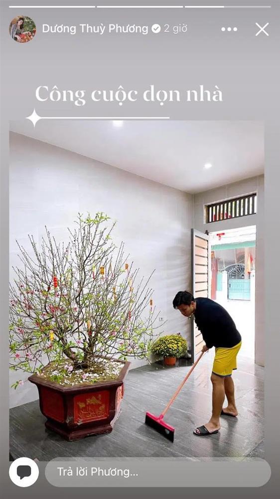 KOLs chuẩn bị Tết: Hoàng Linh dọn nhà vệ sinh, Quang Hải chỉnh ảnh sống ảo-6